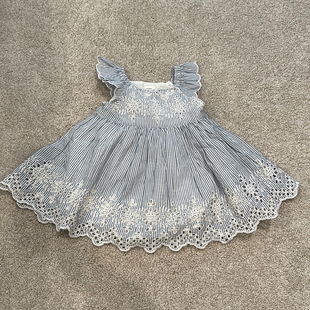 NWT Baby Gap 6-12month blue & white seersucker dress with eyelets.